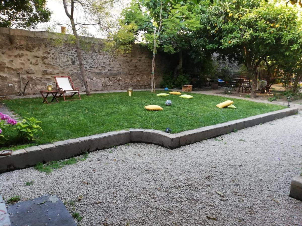 Il Giardino Di Tonia - Oplontis - Bed & Garden - Bed & Breakfast