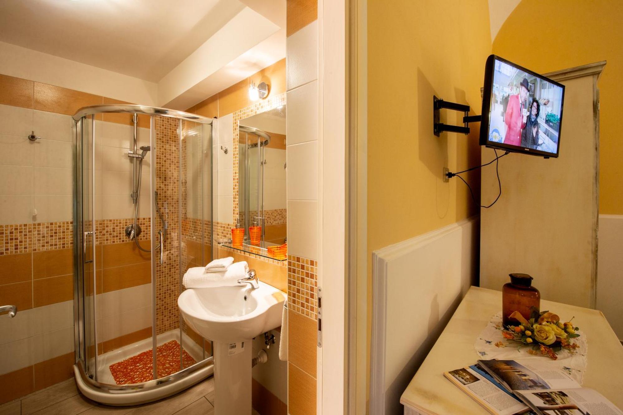 Il Giardino Di Tonia - Oplontis - Bed & Garden - *
